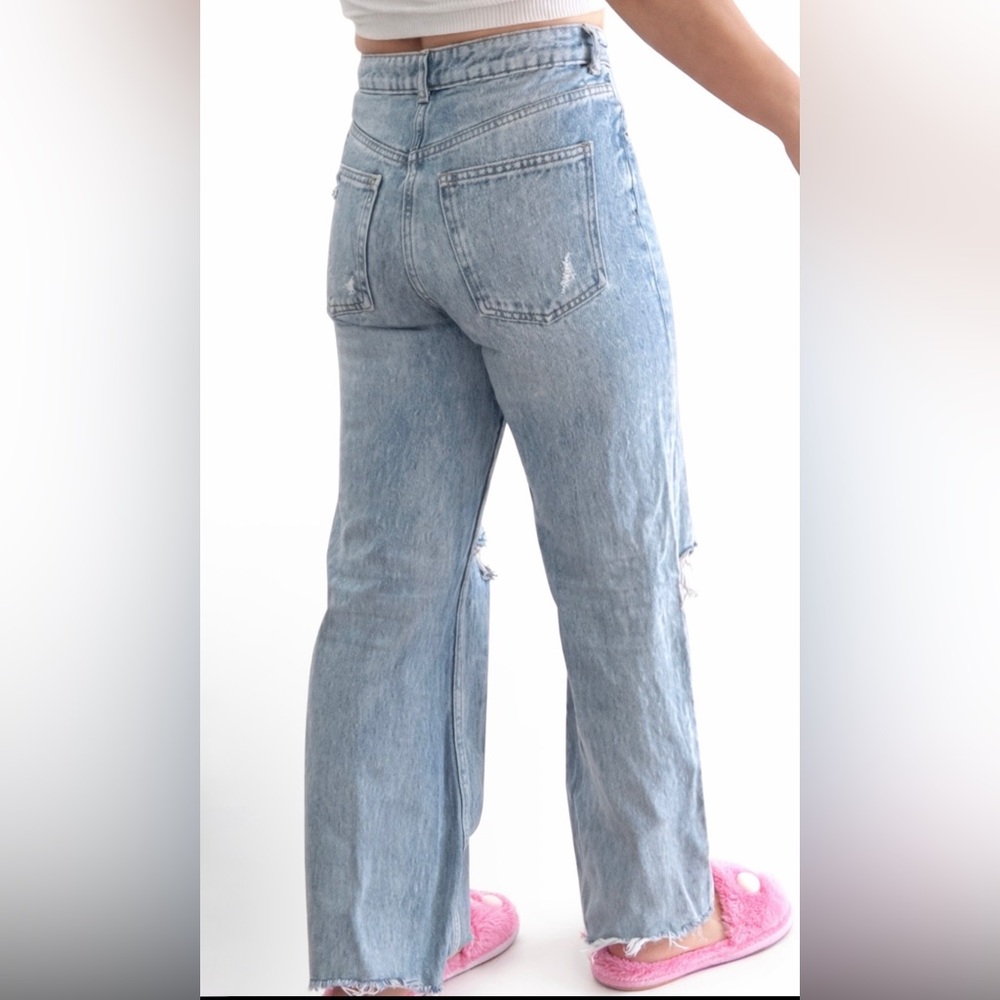 ZARA Light Blue Distressed Flare Jeans | High Rise | Size 6